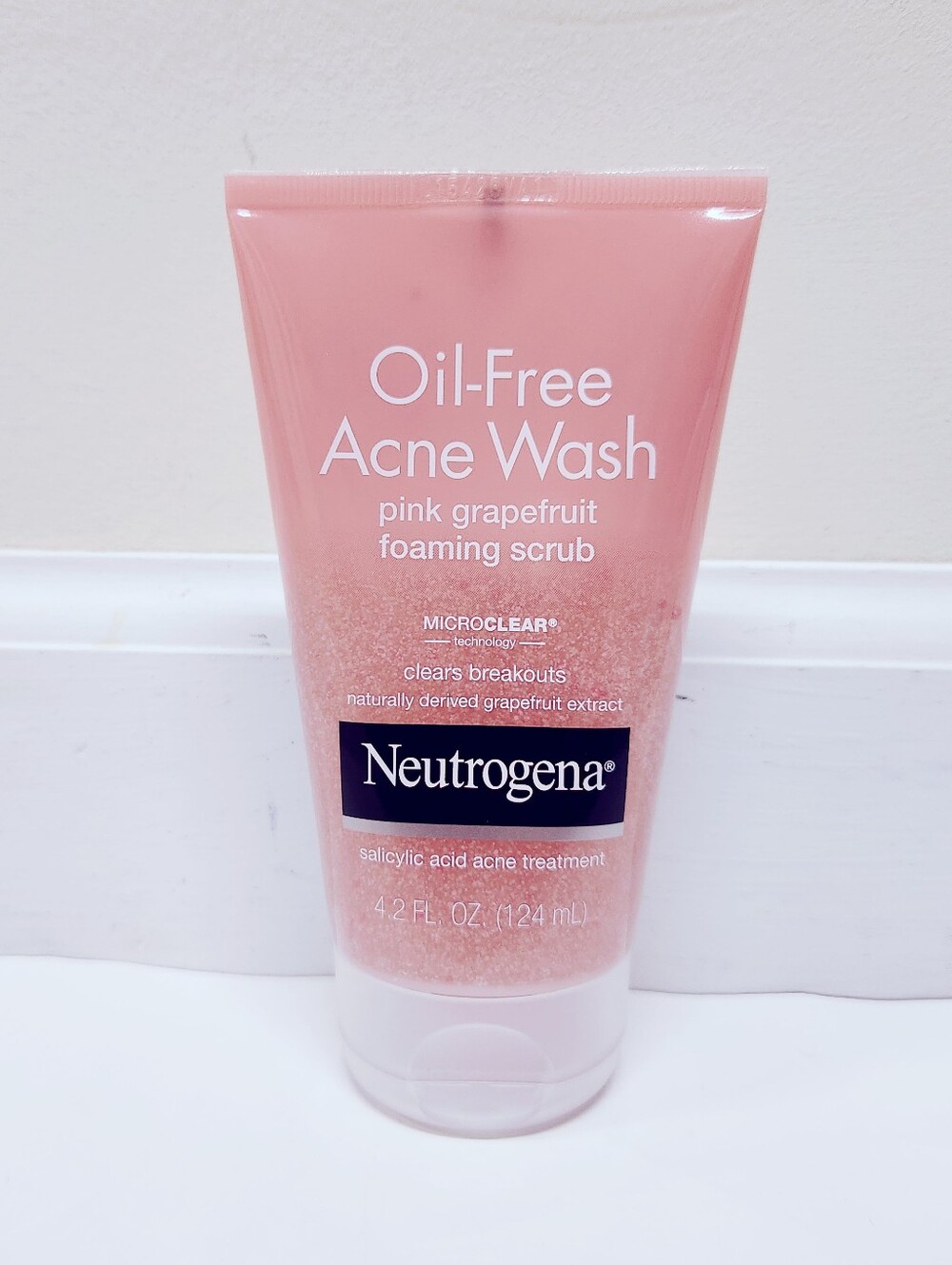 🔮3/$15 Neutrogena Oil-Free Acne Wash Pink Grapefruit Facial Scrub